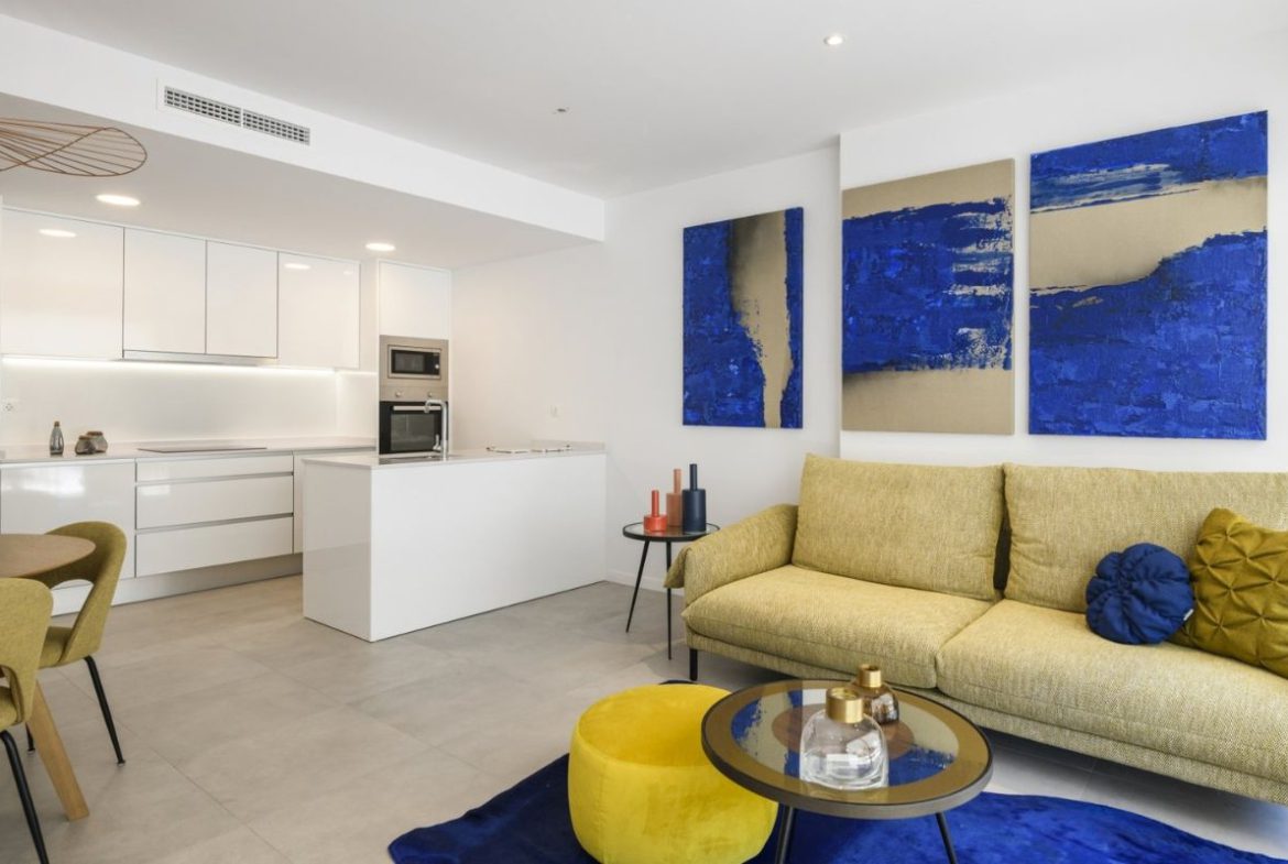 Luxury beachfront apartments for sale in Costa Blanca Spain, close to famous beaches.