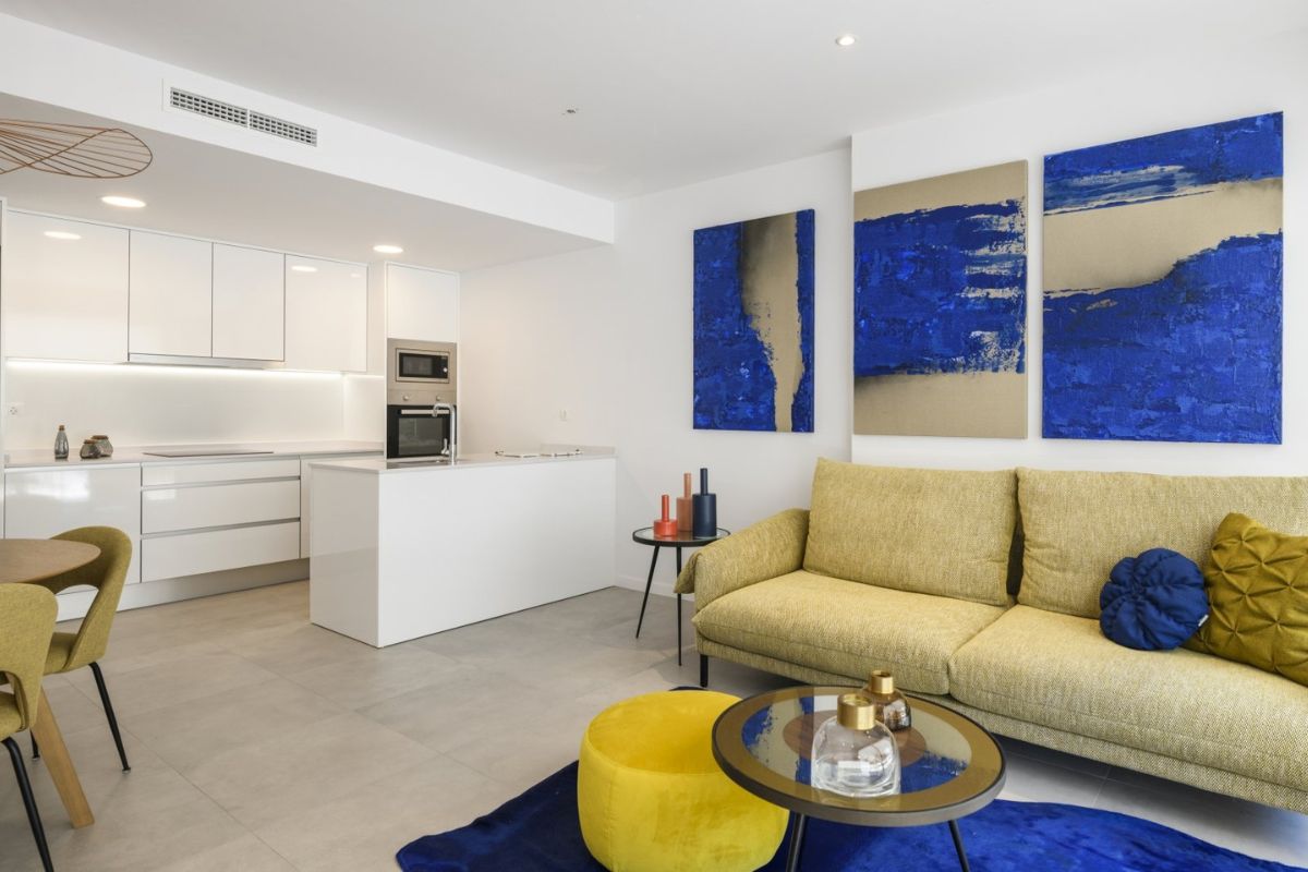 Luxury beachfront apartments for sale in Costa Blanca Spain, close to famous beaches.