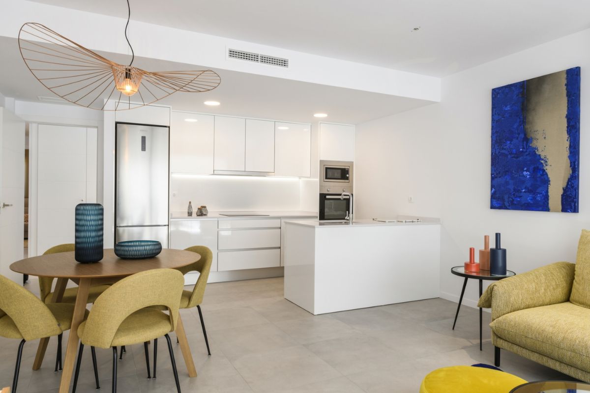 Luxury beachfront apartments for sale in Costa Blanca Spain, close to famous beaches.