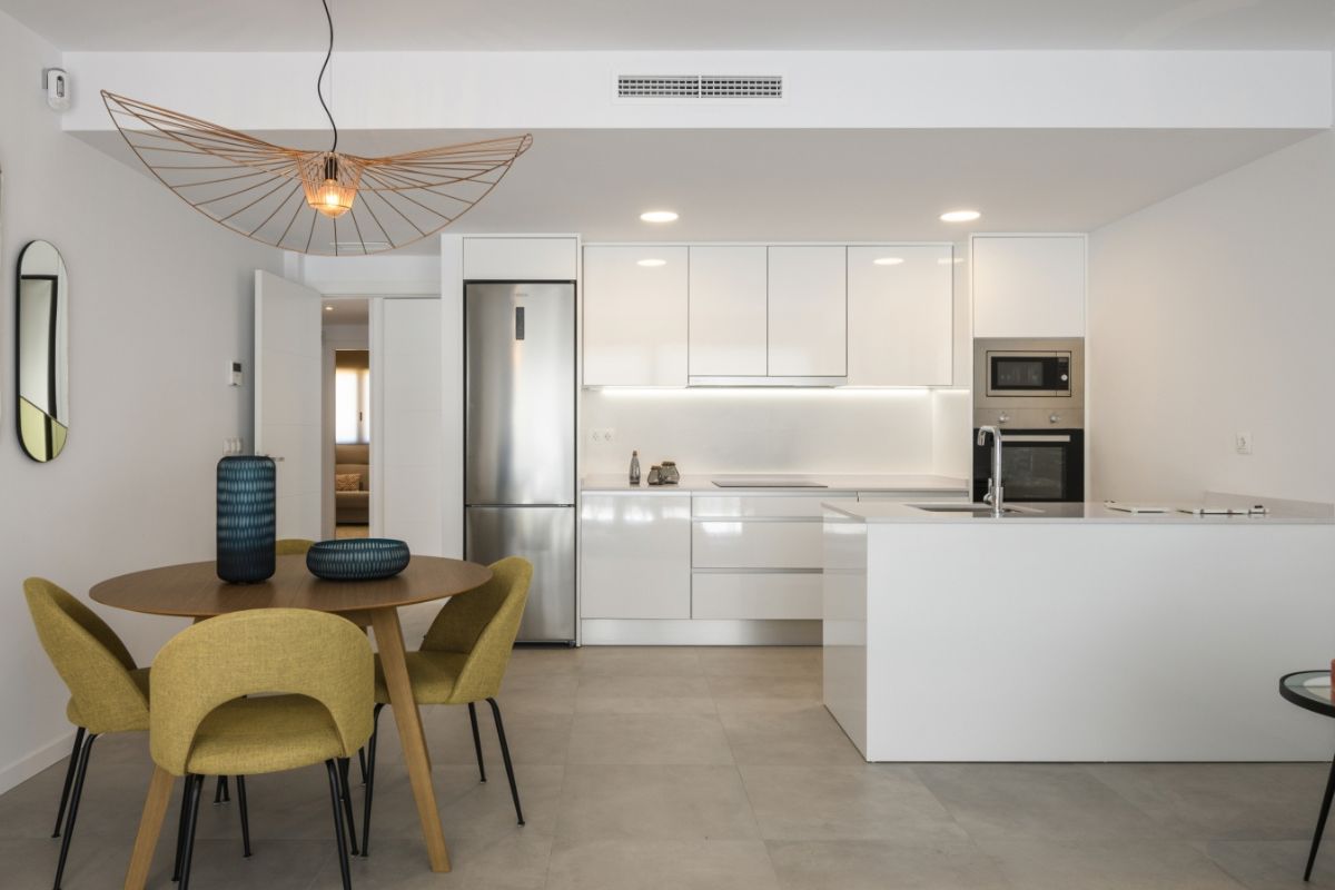Luxury beachfront apartments for sale in Costa Blanca Spain, close to famous beaches.