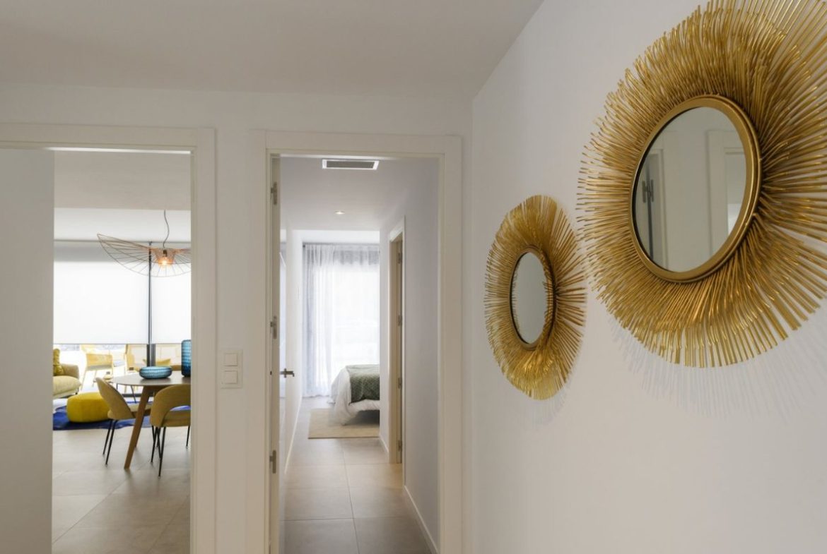 Luxury beachfront apartments for sale in Costa Blanca Spain, close to famous beaches.
