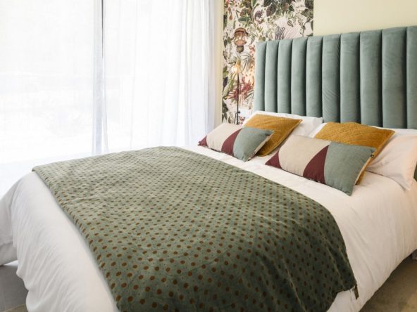 Luxury beachfront apartments for sale in Costa Blanca Spain, close to famous beaches.