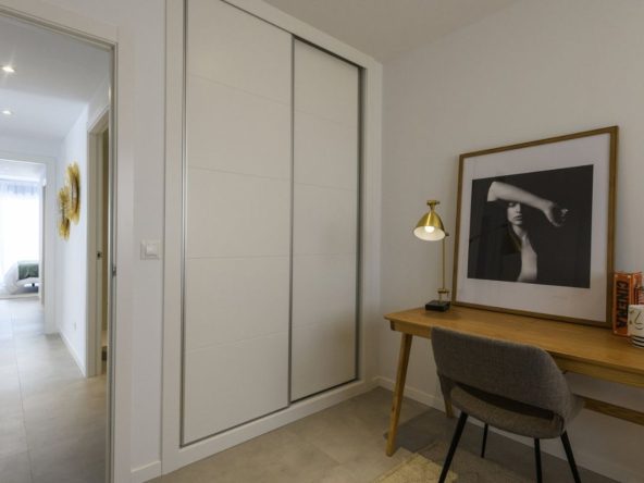 Luxury beachfront apartments for sale in Costa Blanca Spain, close to famous beaches.