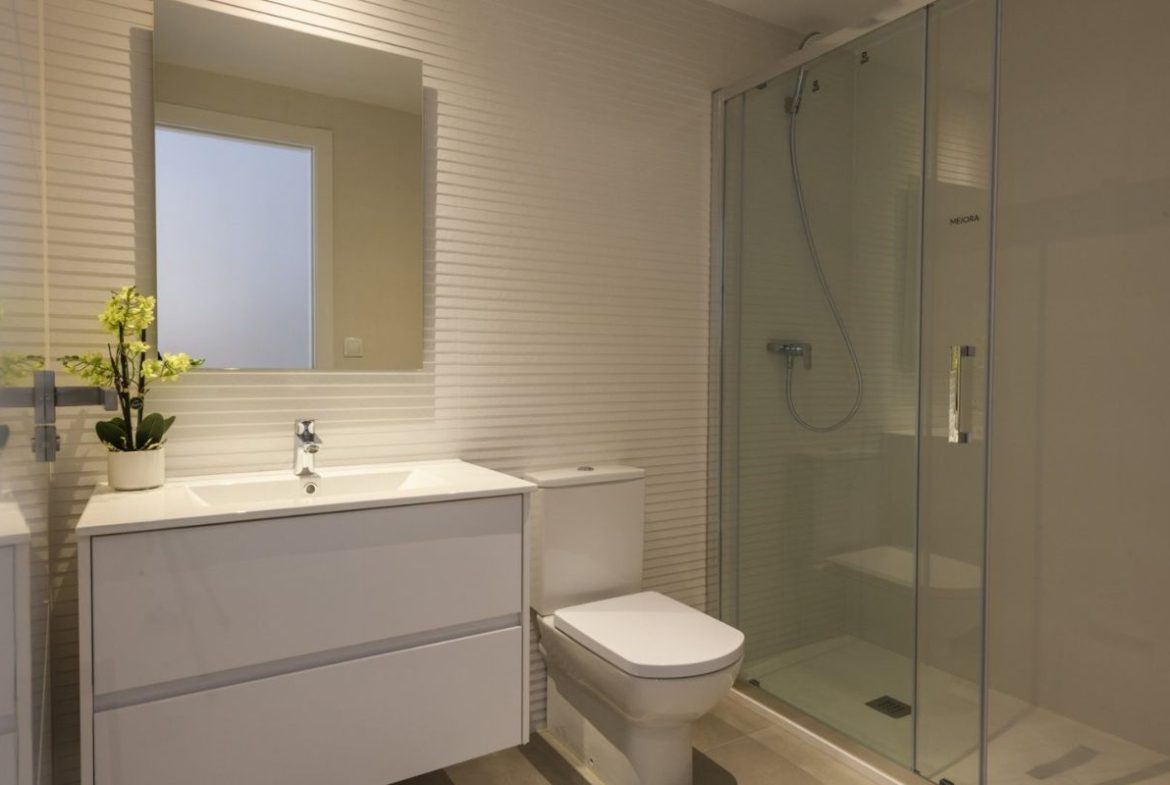 Luxury beachfront apartments for sale in Costa Blanca Spain, close to famous beaches.