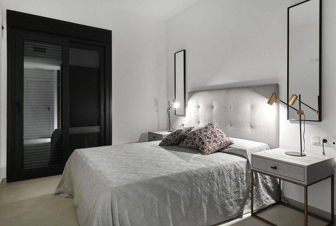 Modern apartments in Costa Blanca for sale near the Mediterranean coast in Spain.