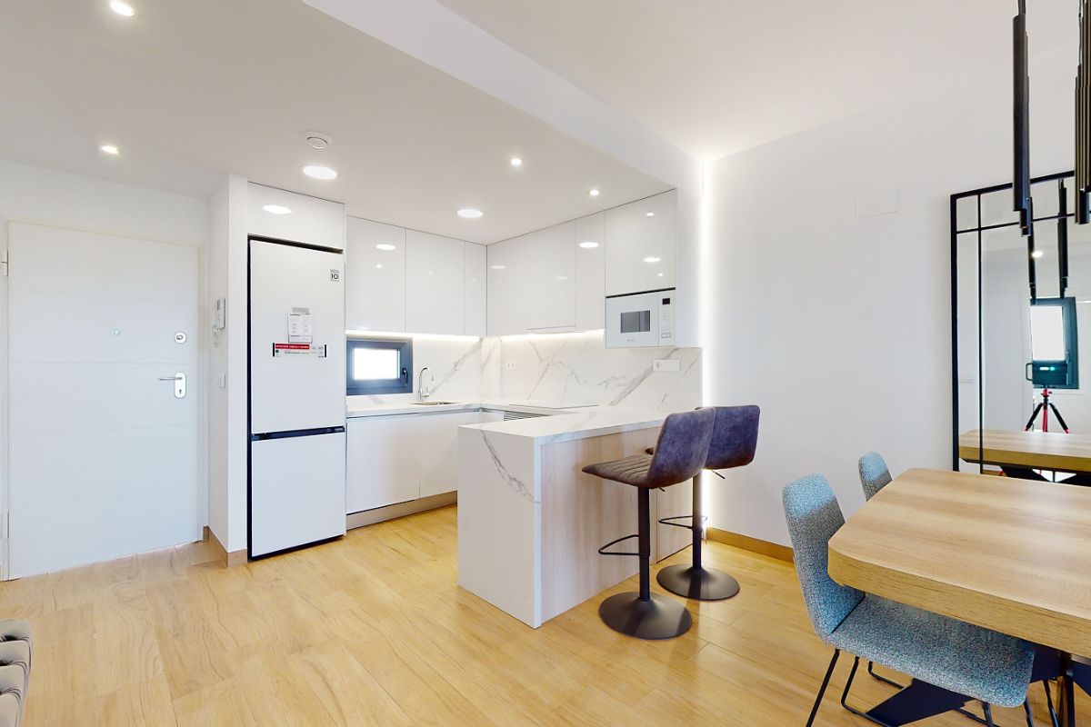 Luxury apartments for sale in Alicante with modern design, spacious interiors, and Mediterranean lifestyle – exterior, interior, and floor plan views