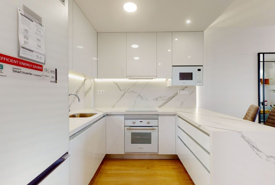 Luxury apartments for sale in Alicante with modern design, spacious interiors, and Mediterranean lifestyle – exterior, interior, and floor plan views