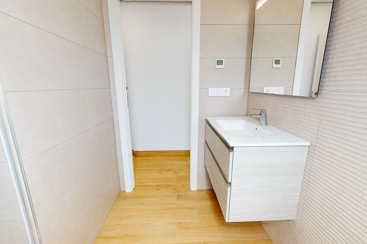 Luxury apartments for sale in Alicante with modern design, spacious interiors, and Mediterranean lifestyle – exterior, interior, and floor plan views