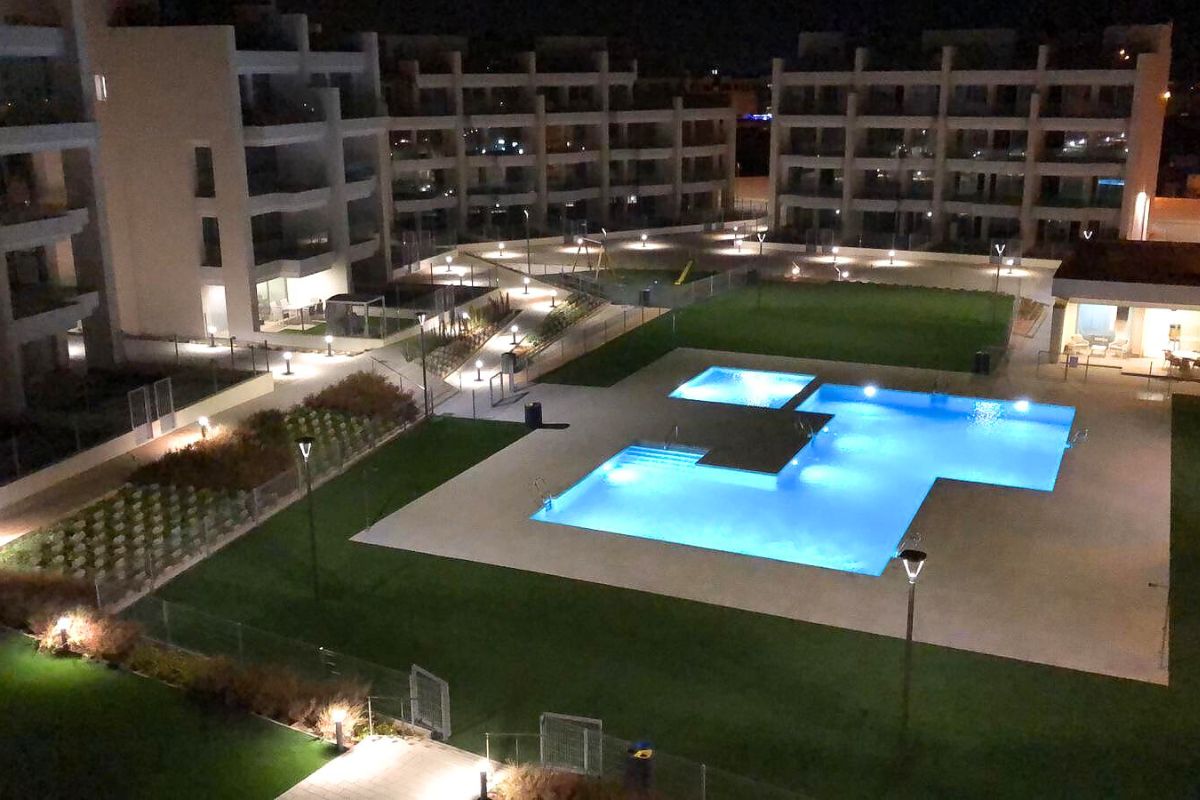 Stylish apartments for sale in Alicante near golf courses and beaches, featuring modern interiors, panoramic balconies, and Mediterranean lifestyle views.