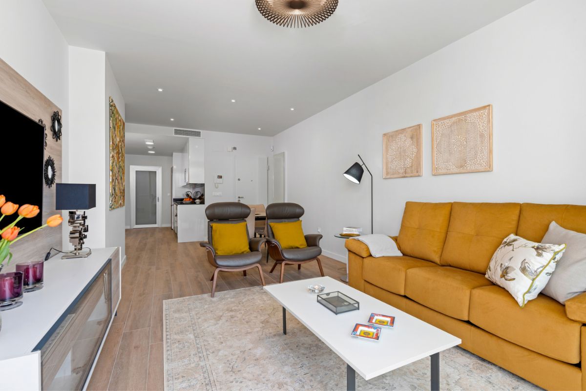 Stylish apartments for sale in Alicante near golf courses and beaches, featuring modern interiors, panoramic balconies, and Mediterranean lifestyle views.
