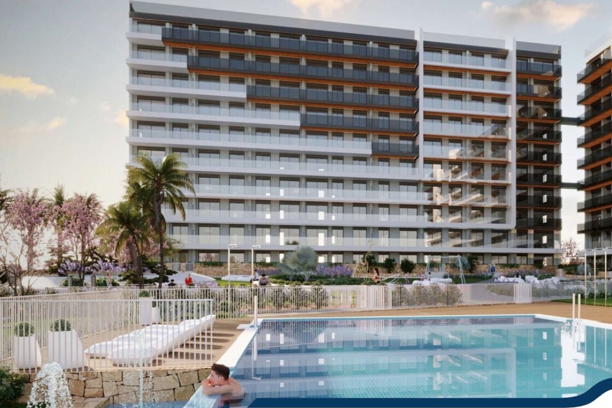 Elegant sea view apartments for sale in Costa Blanca with beach access, modern design, and communal pools.