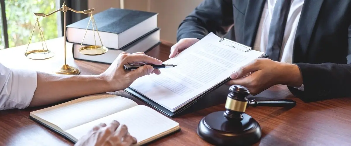 Lawyer and legal consulting in Türkiye for foreign property buyers and investors