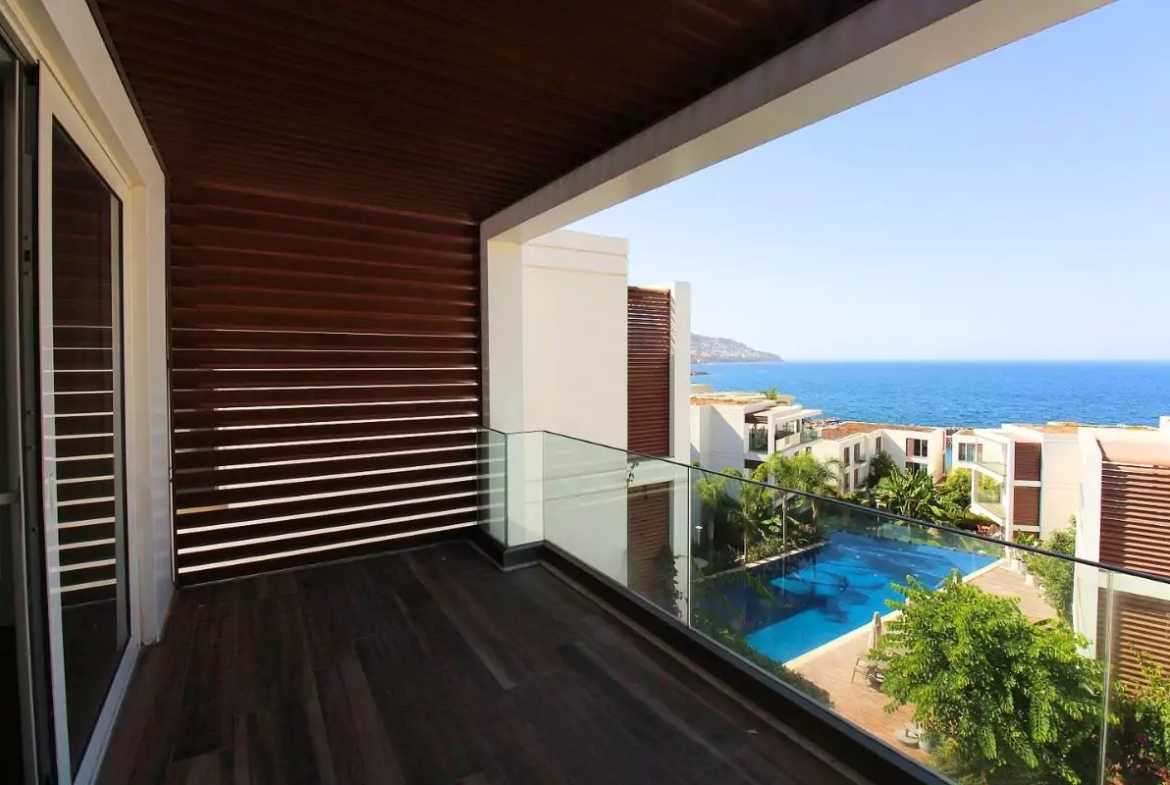 Boutique Seafront Living with a Private Bay in Bodrum
