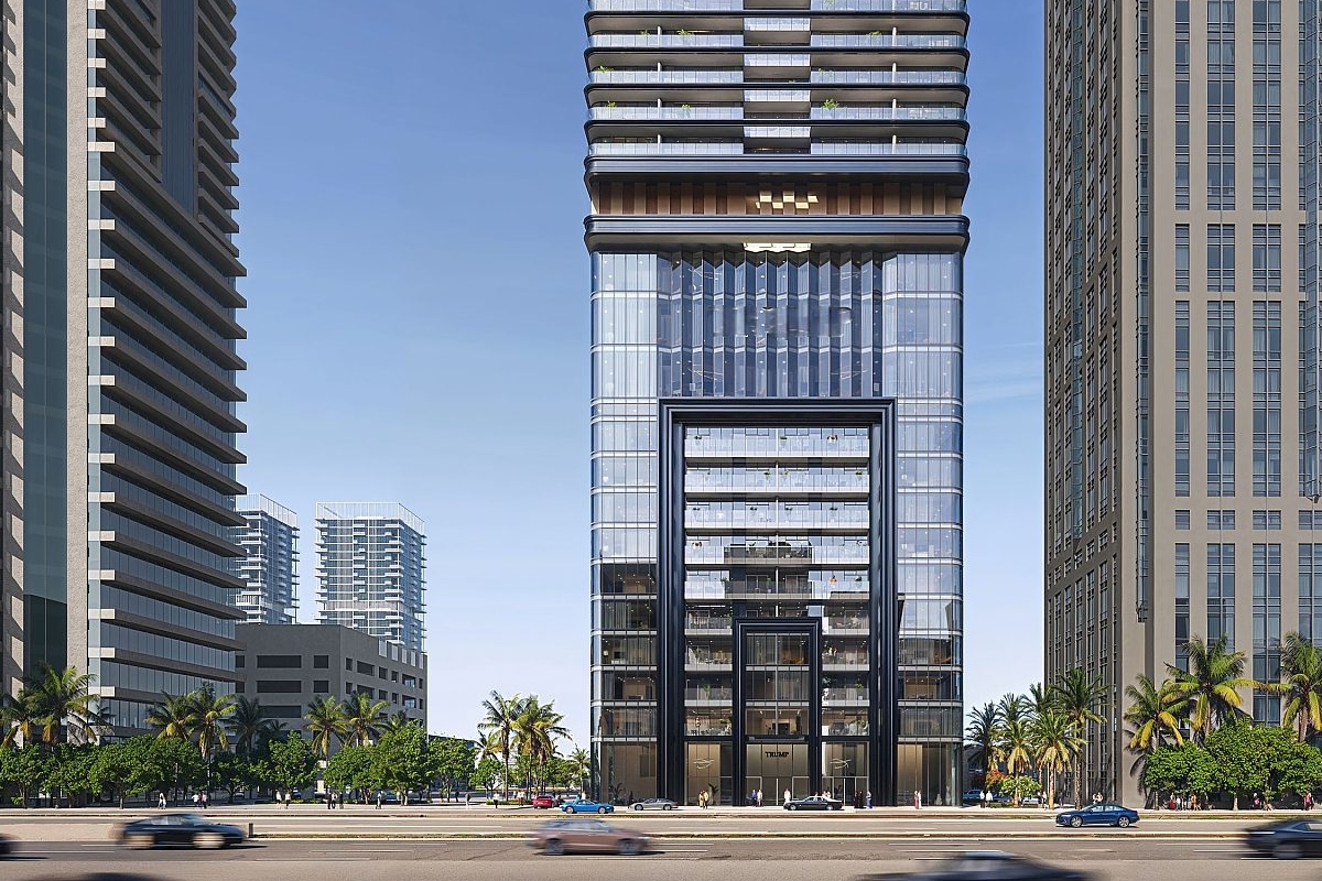 Residences Dubai luxury apartments in Trade Center with Burj Khalifa views